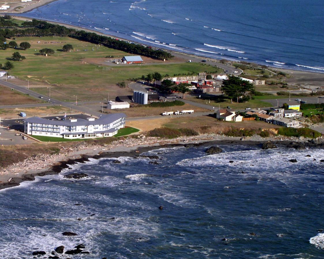 Oceanfront Lodge Кресънт Сити Екстериор снимка