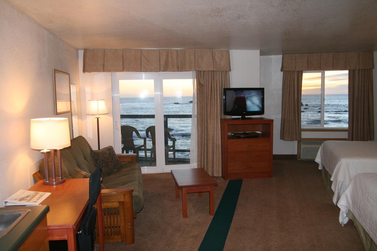 Oceanfront Lodge Кресънт Сити Екстериор снимка