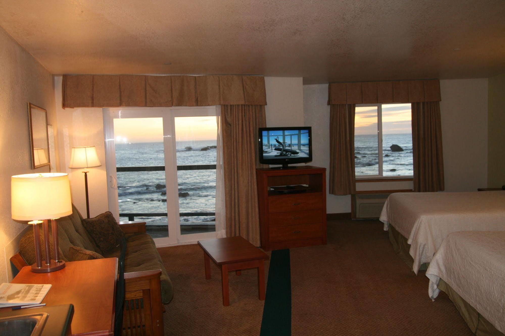 Oceanfront Lodge Кресънт Сити Екстериор снимка
